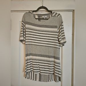 Short Sleeve Striped Tunic Top Size Small